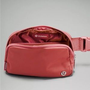 Lululemon Everywhere Belt Bag - Briar Rose Red